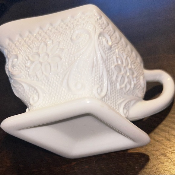 Vintage Duncan Miller Milk Glass Creamer - Picture 5 of 5